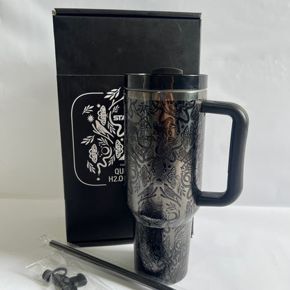Stanley Halloween Quencher H2.0 FlowState Tumbler, 40 oz – Deadly Damask Design
